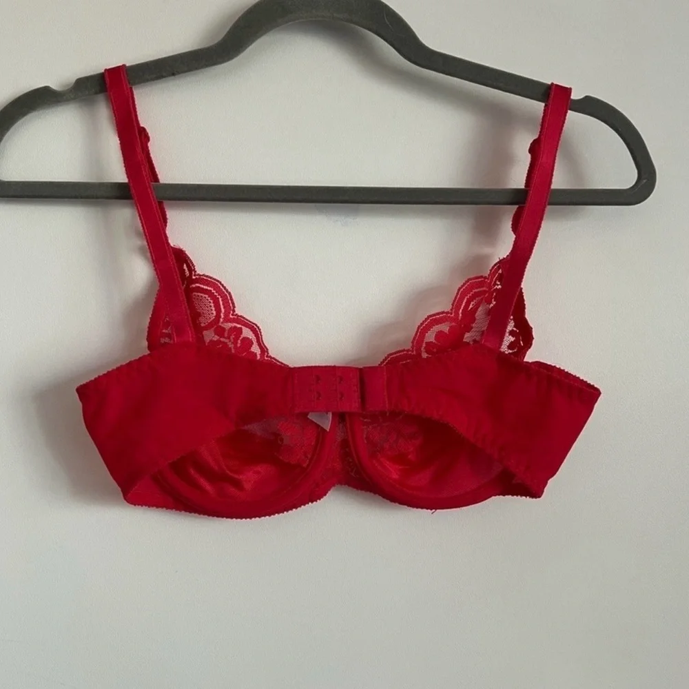 Vintage 90s JCPenney Fantasia Red Lace Underwire Bra Size 34C Romantic Lingerie - Picture 5 of 8